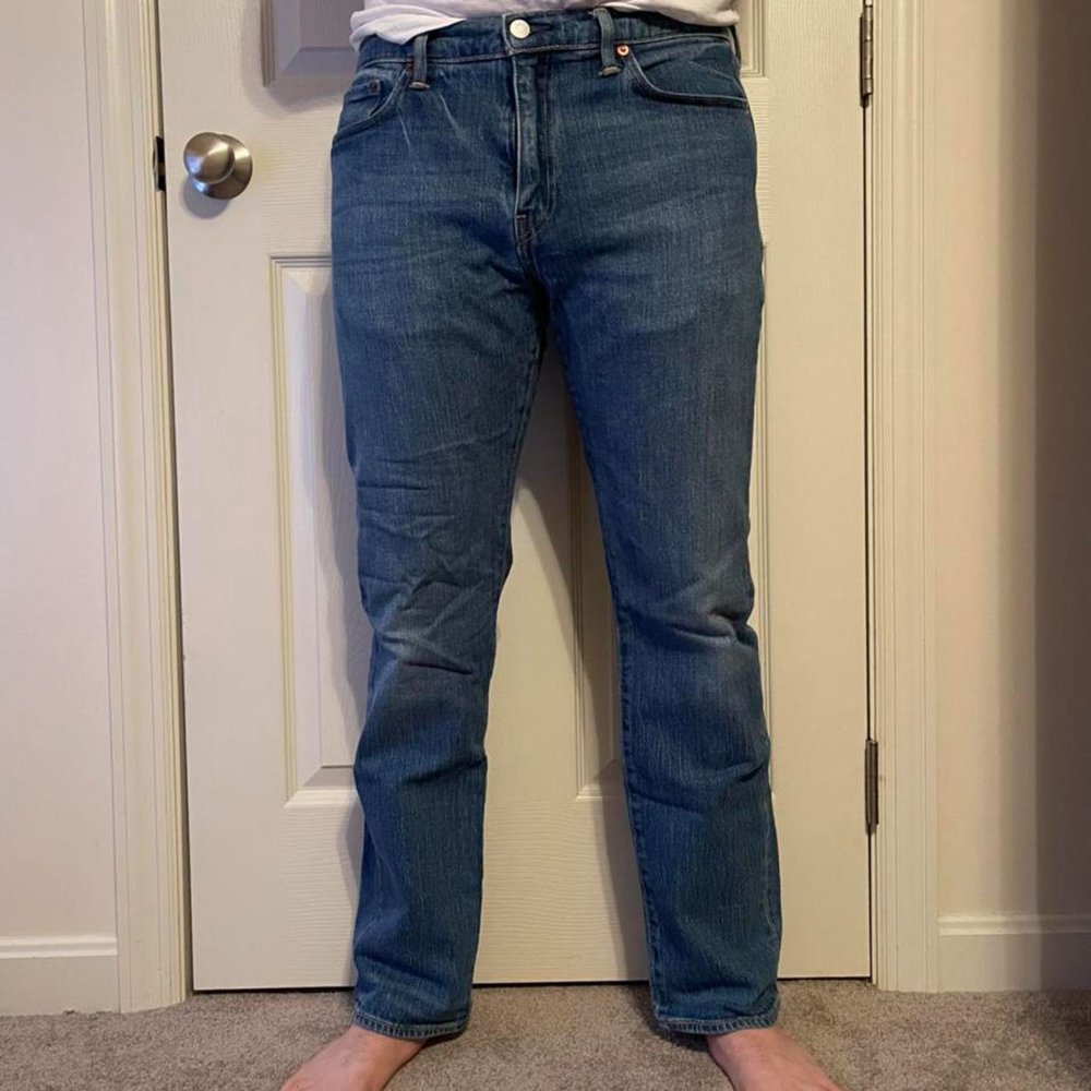 Levi's 504 blue jeans